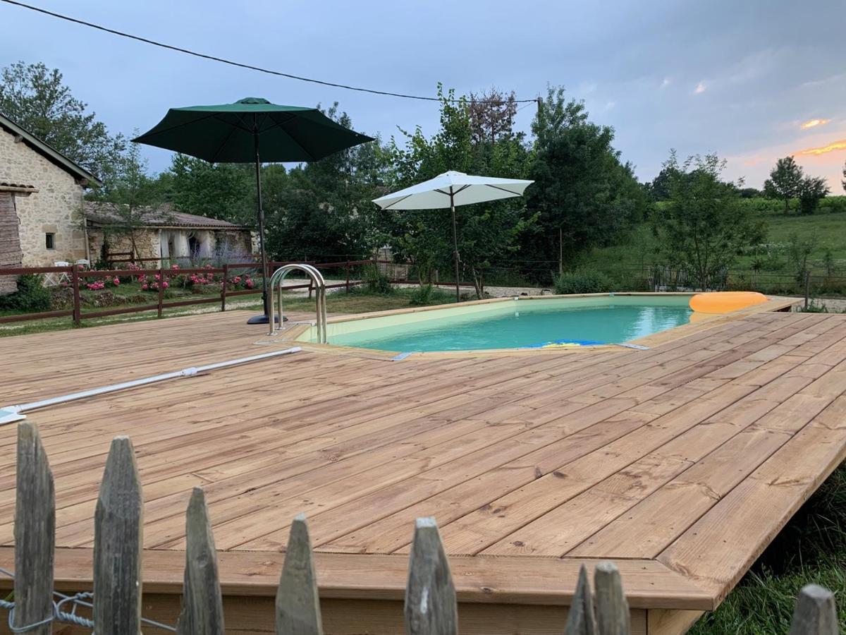La Grange D'Oustaud Bed & Breakfast Vérac Dış mekan fotoğraf